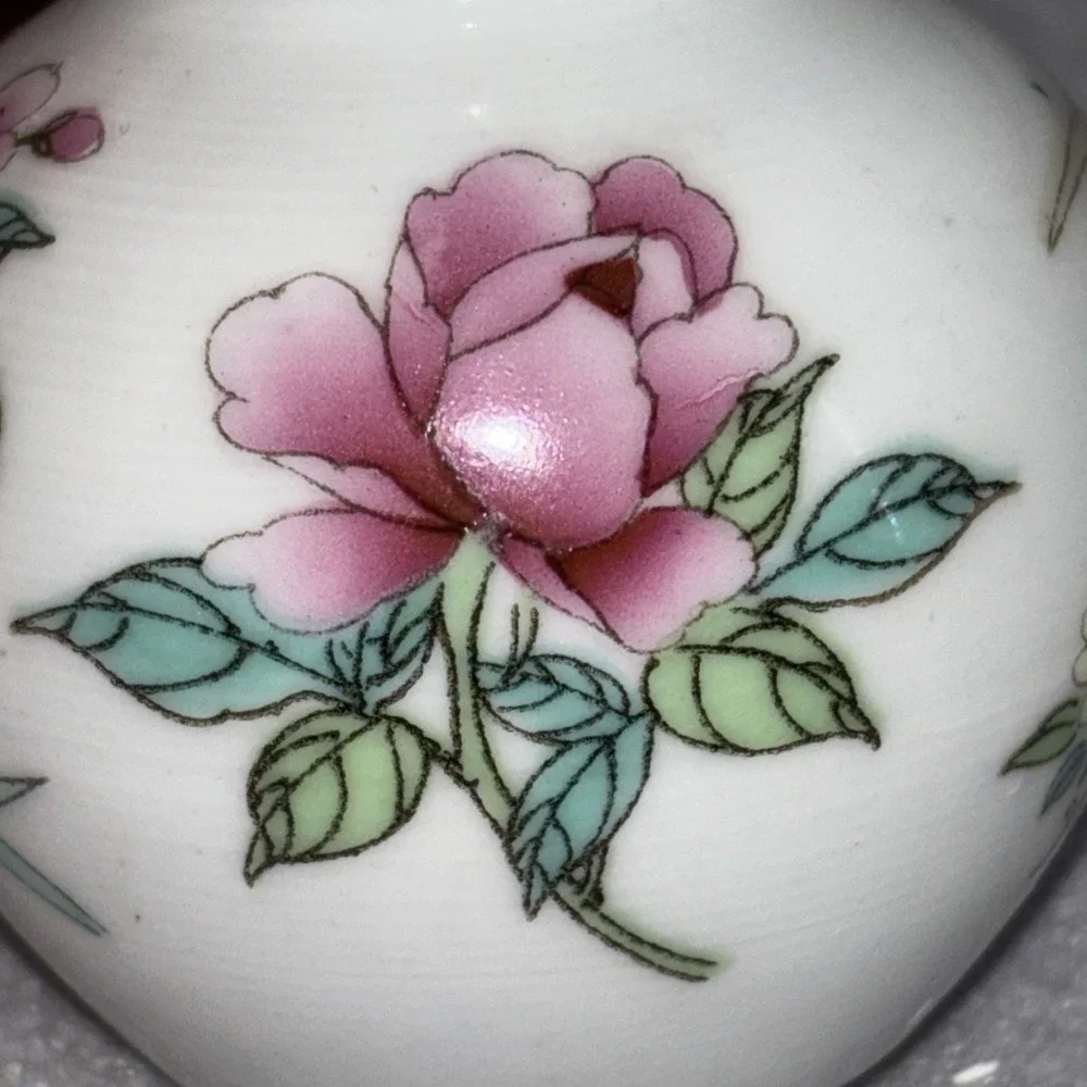Vtg Zhongguo Jingdezhen Zhi Porcelain Double Gourd Floral‎ Pattern 4in Vase EUC